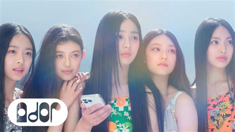 NewJeans (뉴진스) .